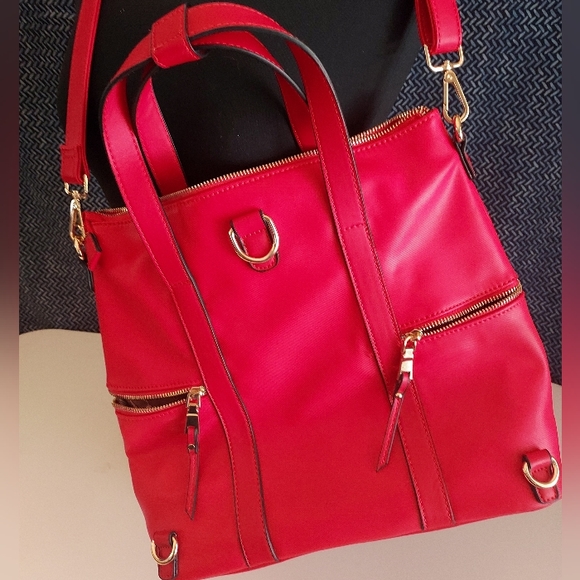 No Brand, beautiful bright red purse, with rich satin lining ♥️ - Picture 3 of 4